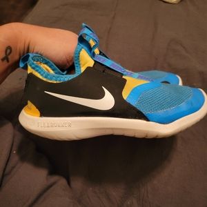 Boys Nike Flexrunner Shoes Size 1